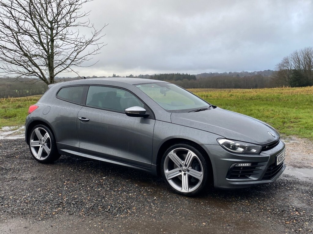 Used Volkswagen Scirocco 2016 for sale - 77288037: Photo 2