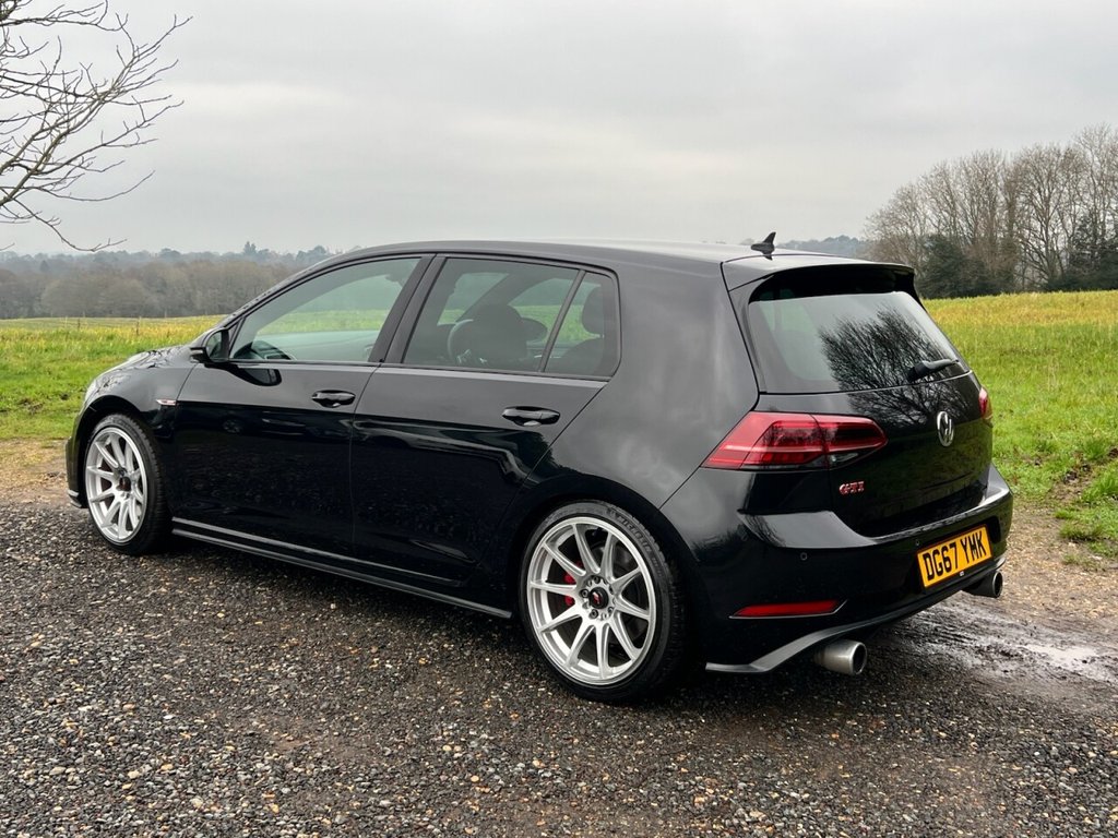 Used Volkswagen Golf 2017 for sale - 77037944: Photo 17