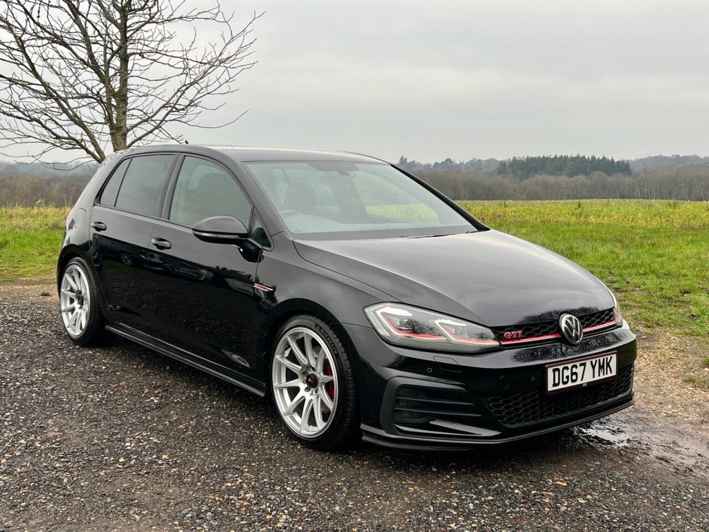 Used Volkswagen Golf 2017 for sale - 77037944: Photo 2