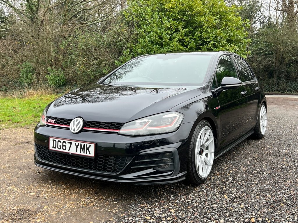 Used Volkswagen Golf 2017 for sale - 77037944: Photo 25