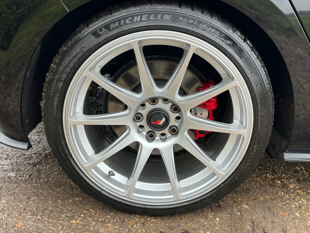 Used Volkswagen Golf 2017 for sale - 77037944: Photo 30