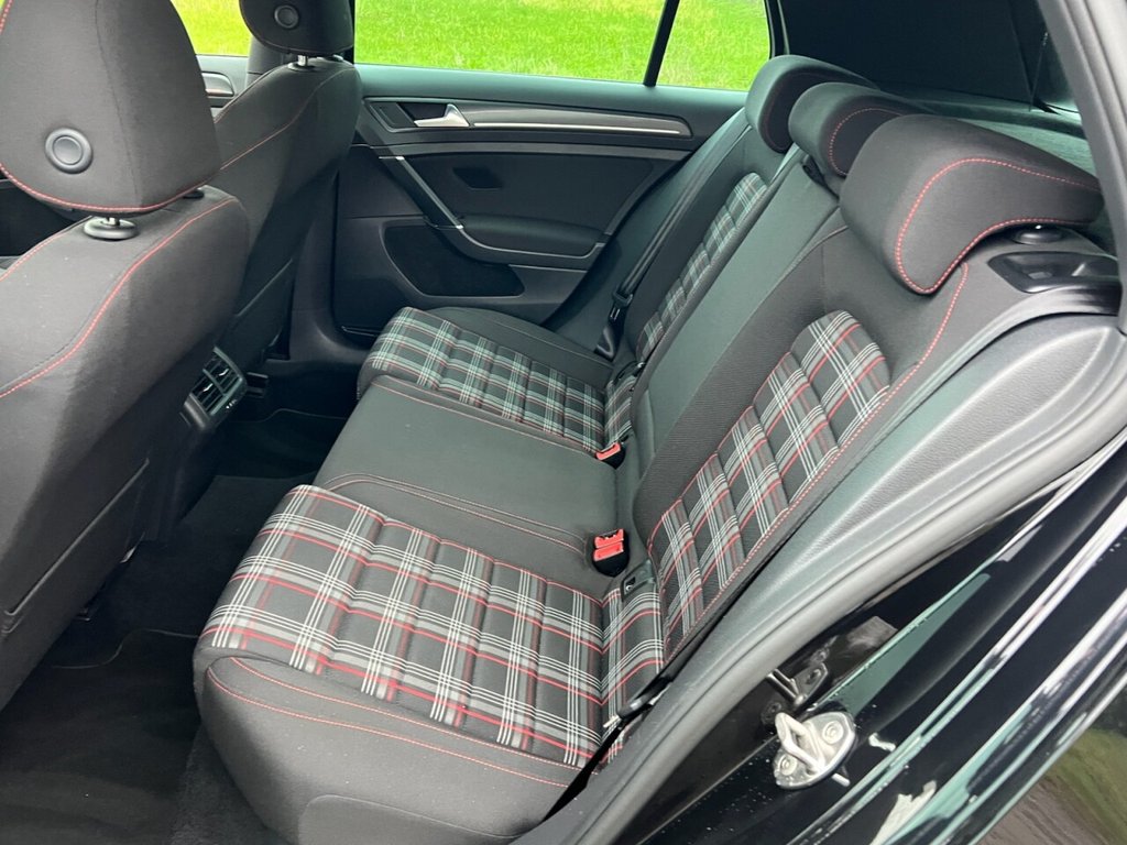 Used Volkswagen Golf 2017 for sale - 77037944: Photo 45