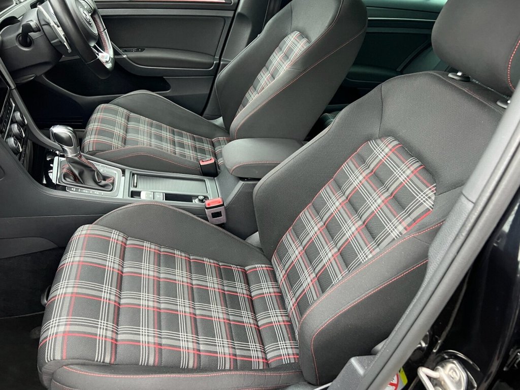 Used Volkswagen Golf 2017 for sale - 77037944: Photo 48