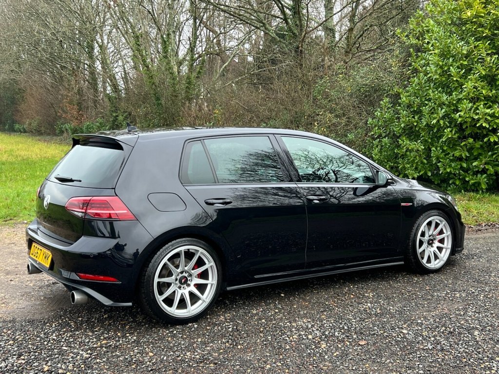 Used Volkswagen Golf 2017 for sale - 77037944: Photo 9