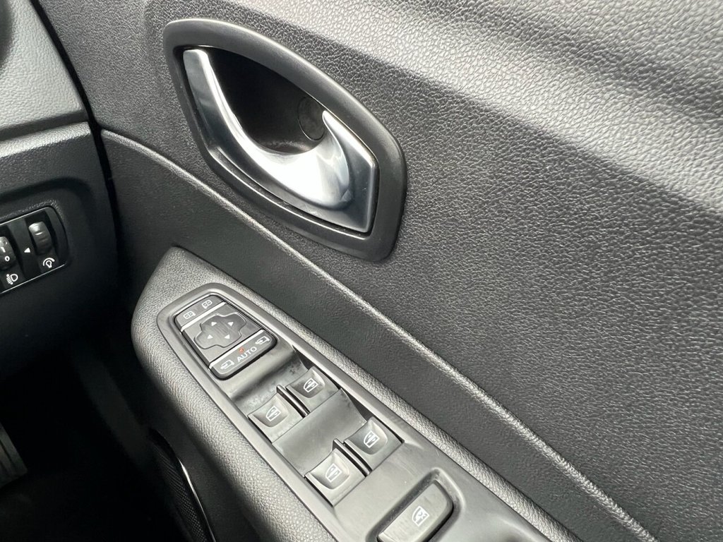 Used Renault Captur 2019 for sale - 76791617: Photo 35