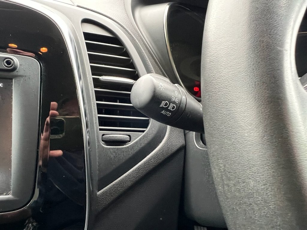 Used Renault Captur 2019 for sale - 76791617: Photo 47