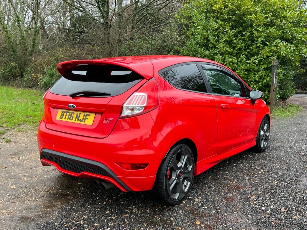 Used Ford Fiesta 2016 for sale - 76883794: Photo 10