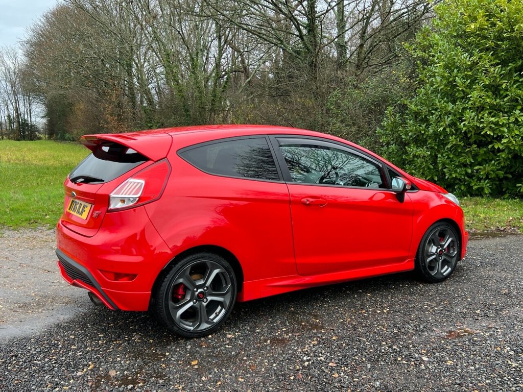 Used Ford Fiesta 2016 for sale - 76883794: Photo 8