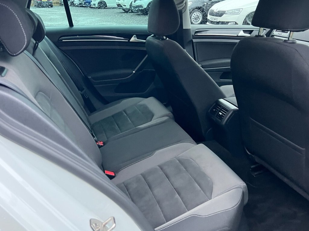 Used Volkswagen Golf 2017 for sale - 77276480: Photo 35