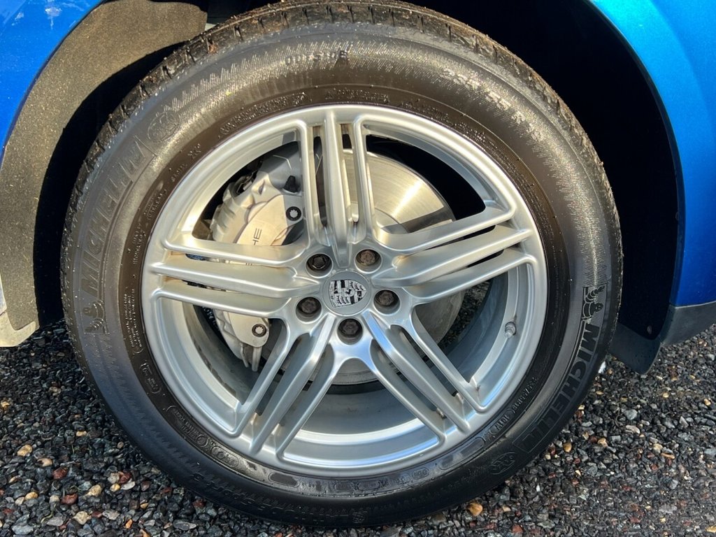 Used Porsche Macan 2015 for sale - 77027026: Photo 28