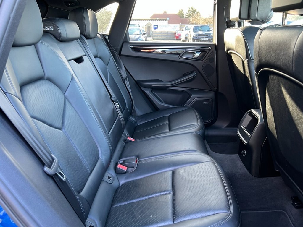 Used Porsche Macan 2015 for sale - 77027026: Photo 41