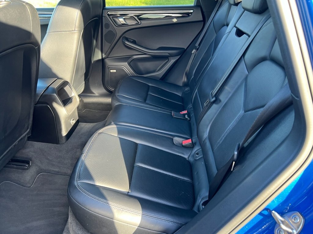 Used Porsche Macan 2015 for sale - 77027026: Photo 45