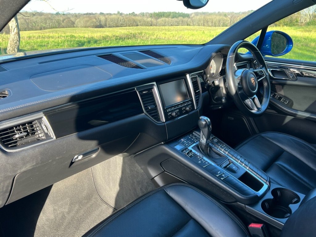 Used Porsche Macan 2015 for sale - 77027026: Photo 50