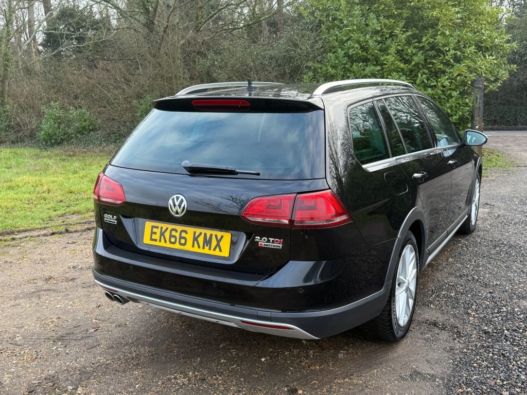 Used Volkswagen Golf 2016 for sale - 77250411: Photo 11