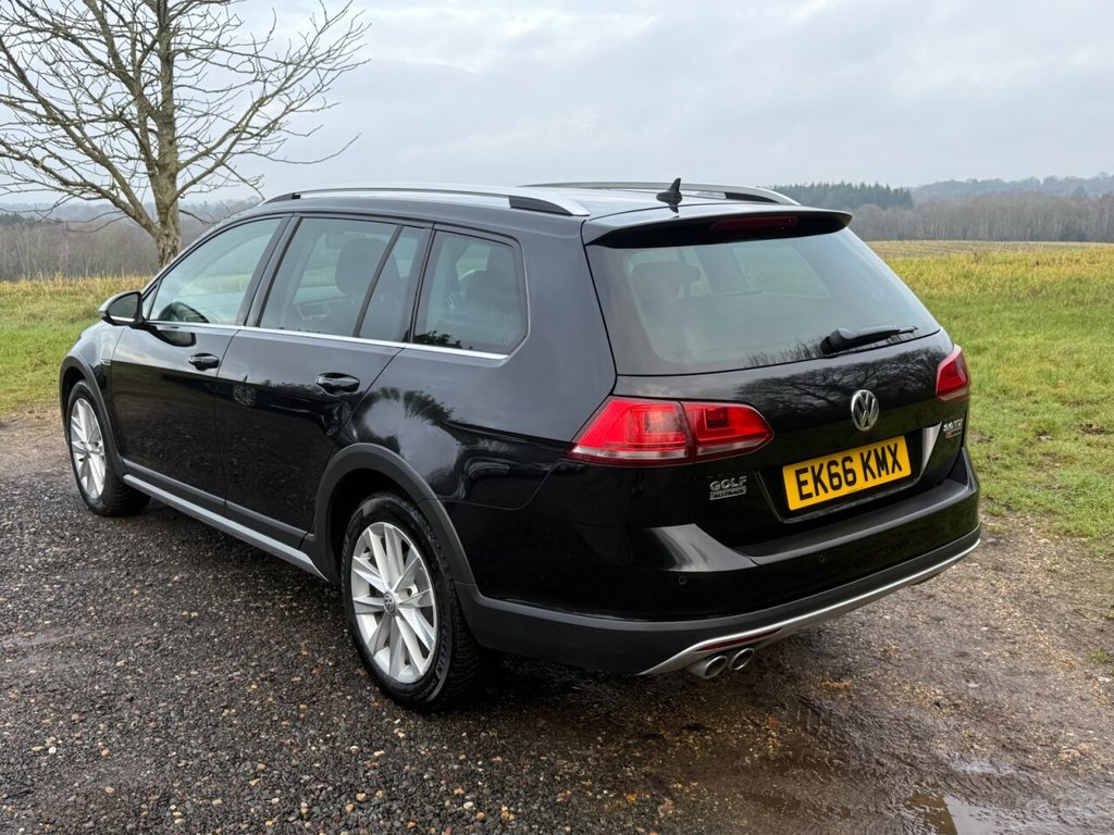 Used Volkswagen Golf 2016 for sale - 77250411: Photo 23