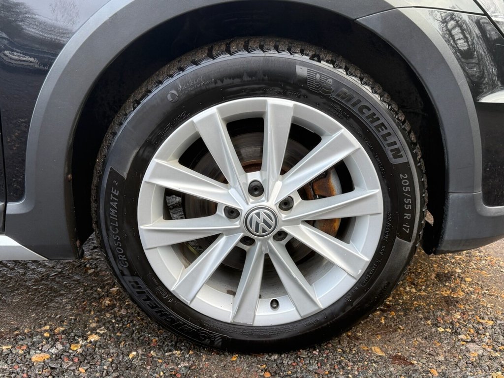 Used Volkswagen Golf 2016 for sale - 77250411: Photo 29