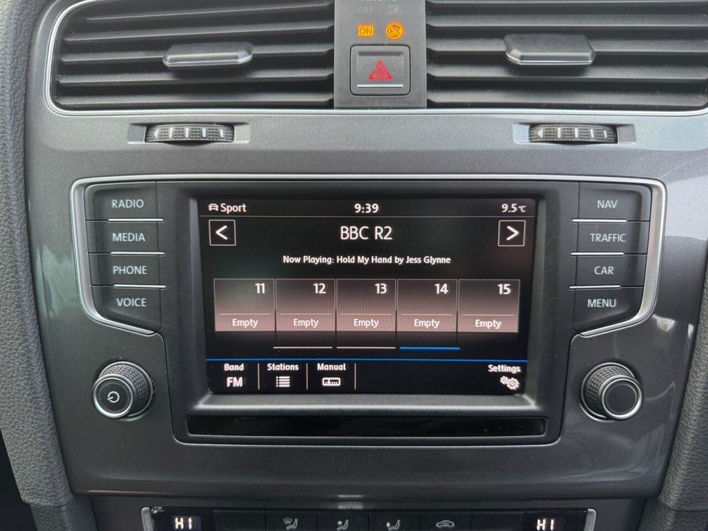 Used Volkswagen Golf 2016 for sale - 77250411: Photo 40