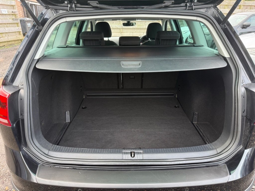 Used Volkswagen Golf 2016 for sale - 77250411: Photo 50