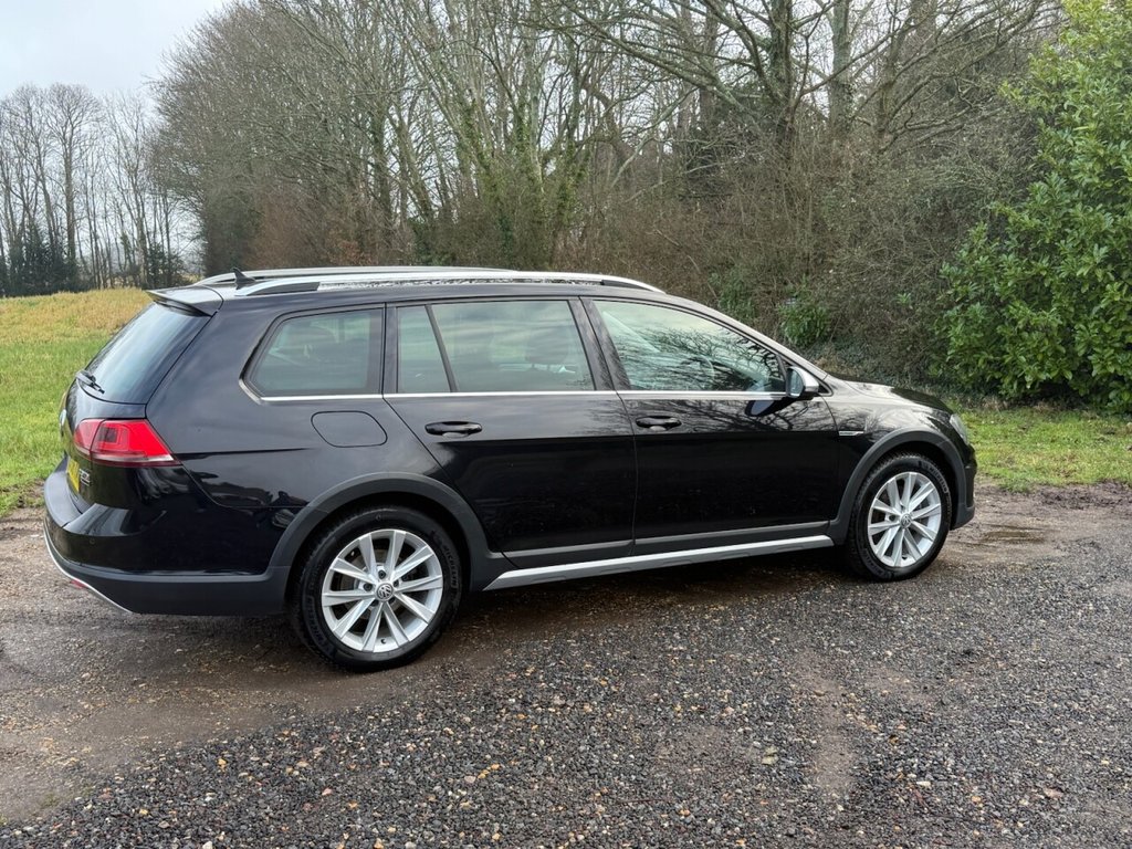 Used Volkswagen Golf 2016 for sale - 77250411: Photo 7