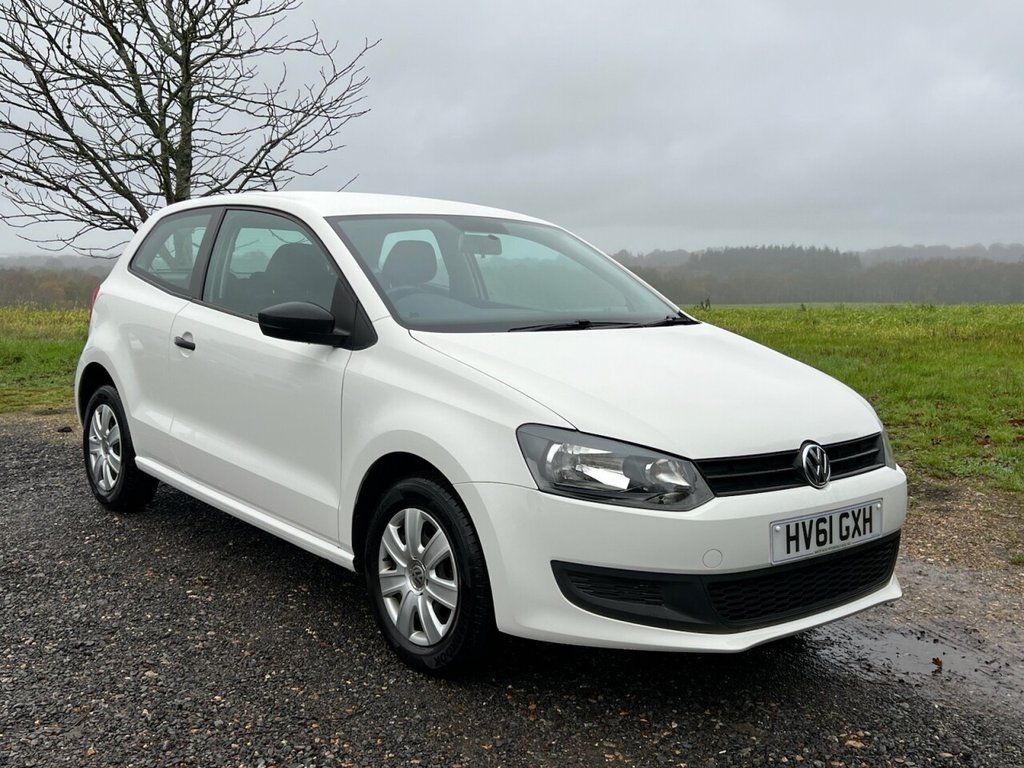 Used Volkswagen Polo 2011 for sale - 76791607: Photo 1