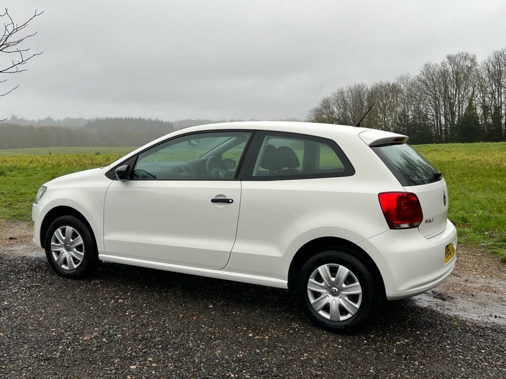 Used Volkswagen Polo 2011 for sale - 76791607: Photo 16
