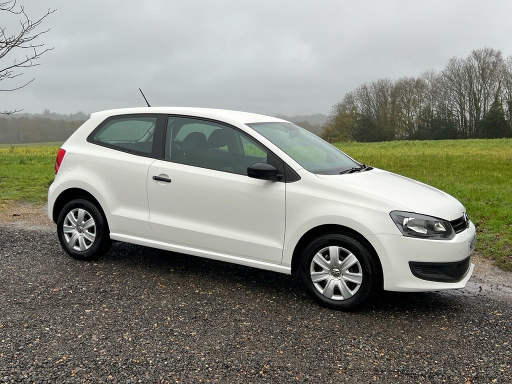 Used Volkswagen Polo 2011 for sale - 76791607: Photo 4