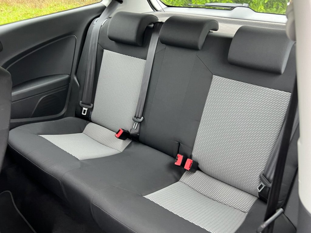 Used Volkswagen Polo 2011 for sale - 76791607: Photo 41