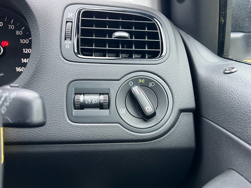 Used Volkswagen Polo 2011 for sale - 76791607: Photo 48