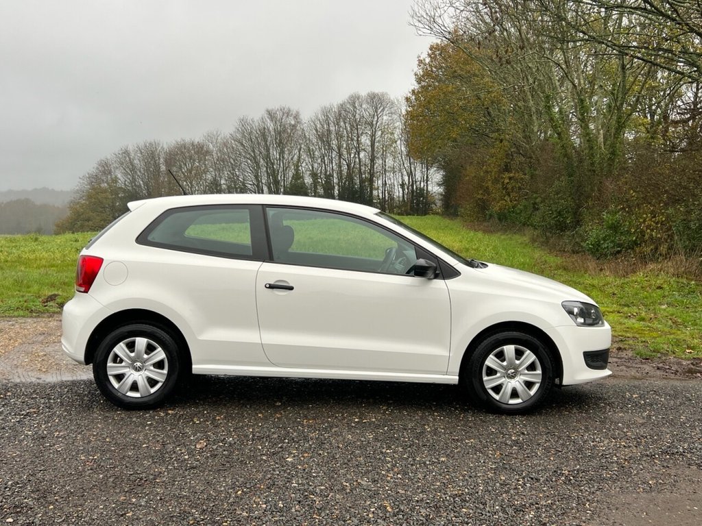 Used Volkswagen Polo 2011 for sale - 76791607: Photo 6
