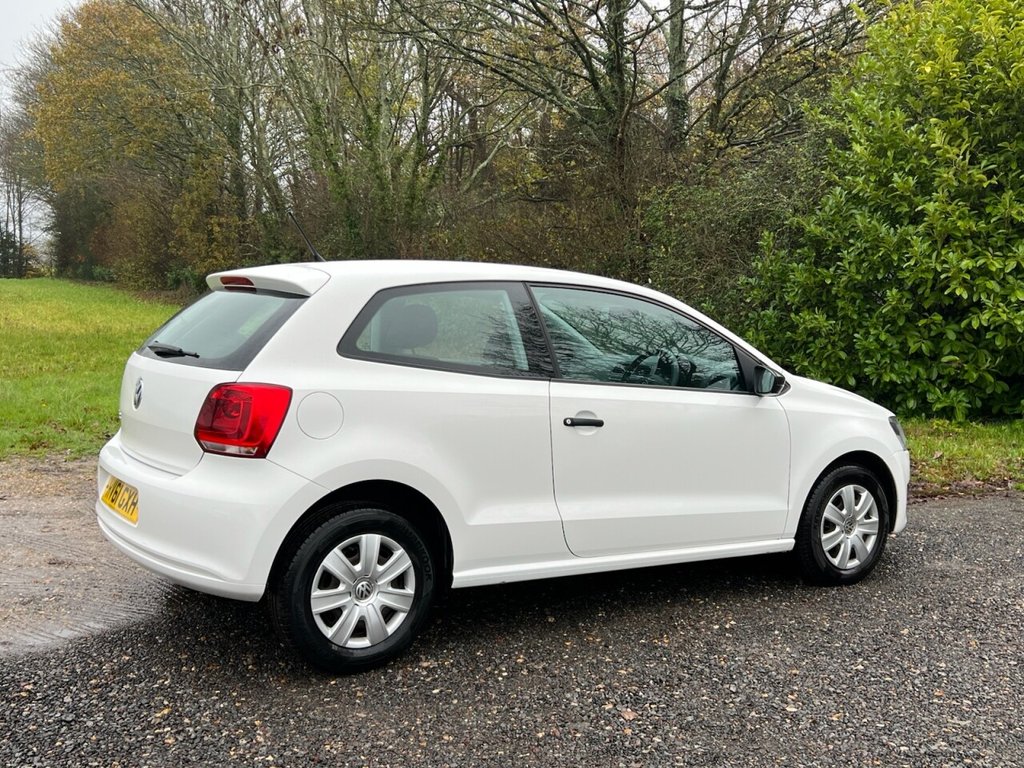 Used Volkswagen Polo 2011 for sale - 76791607: Photo 8