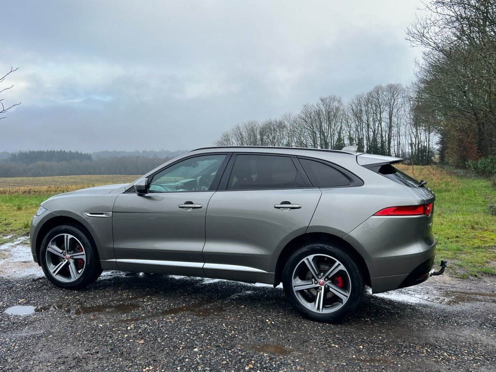Used Jaguar F-Pace 2017 for sale - 77534155: Photo 17