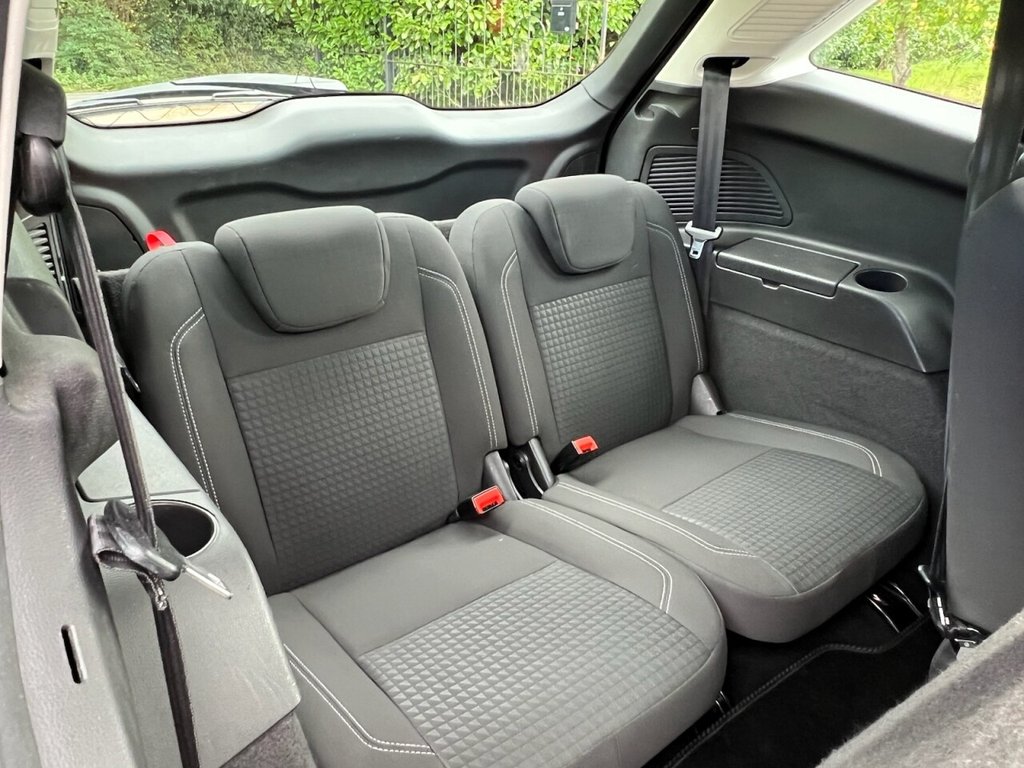 Used Ford Grand C-Max 2015 for sale - 76950080: Photo 37