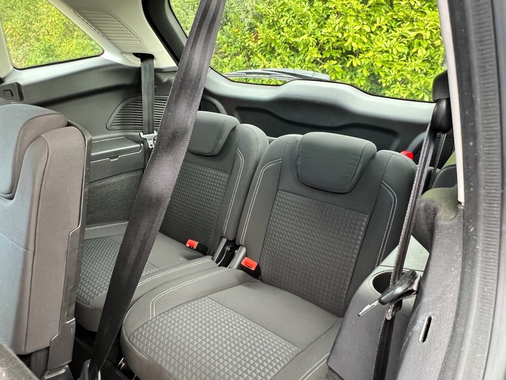 Used Ford Grand C-Max 2015 for sale - 76950080: Photo 40