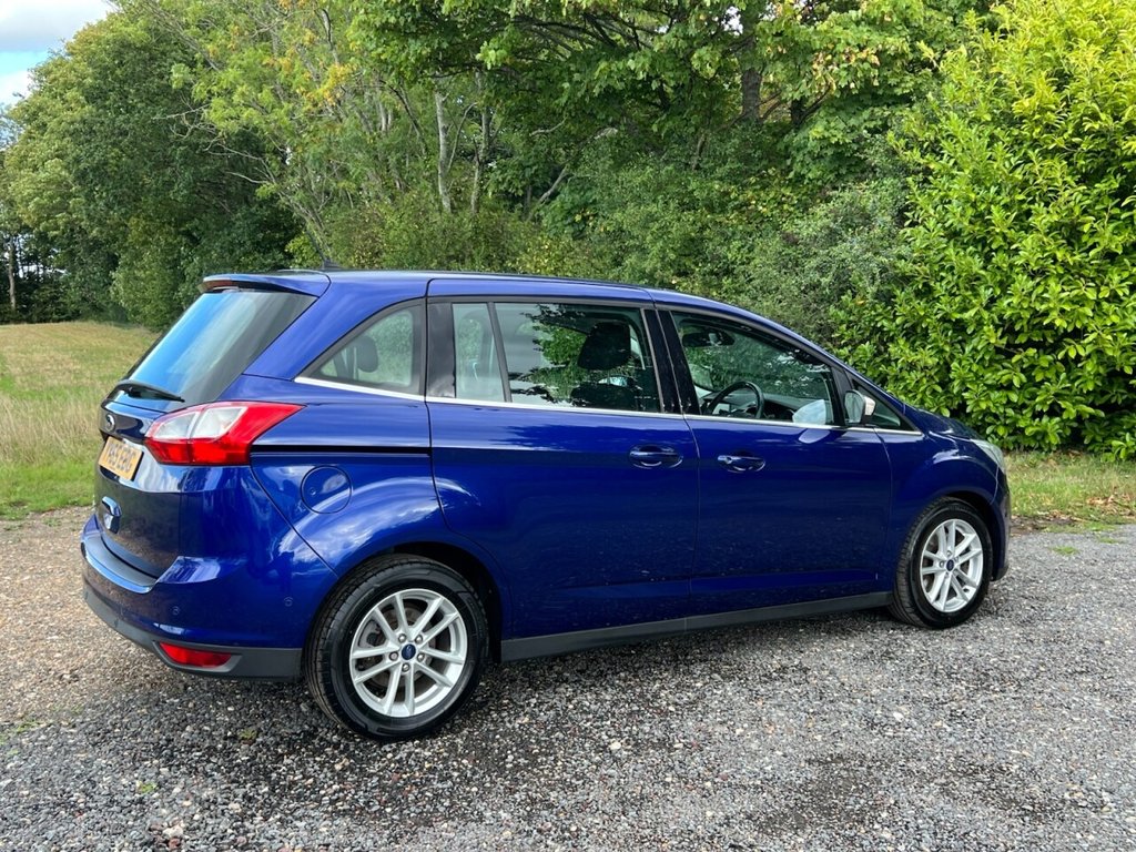 Used Ford Grand C-Max 2015 for sale - 76950080: Photo 8