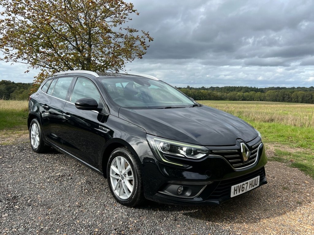 Used Renault Megane 2017 for sale - 76791614: Photo 1