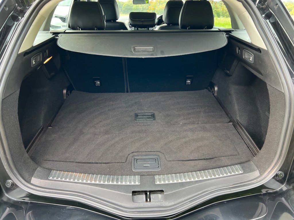 Used Renault Megane 2017 for sale - 76791614: Photo 40