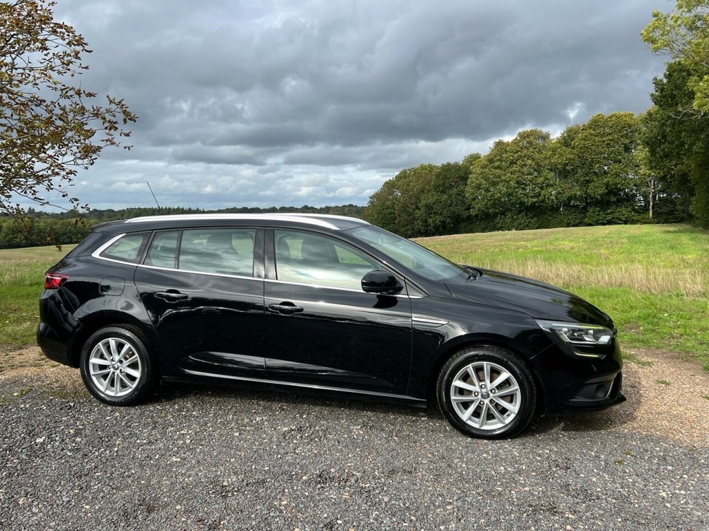Used Renault Megane 2017 for sale - 76791614: Photo 5