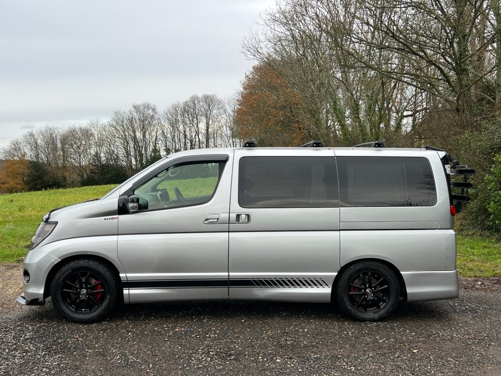 Used Nissan Elgrand 2021 for sale - 76840865: Photo 19