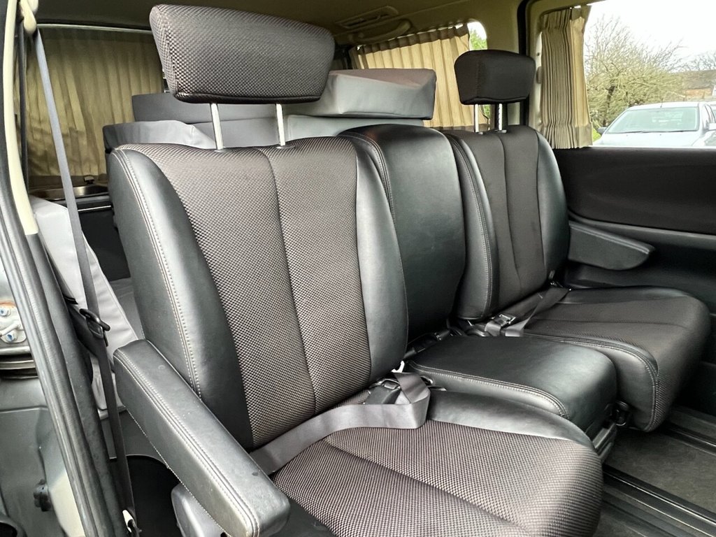 Used Nissan Elgrand 2021 for sale - 76840865: Photo 31