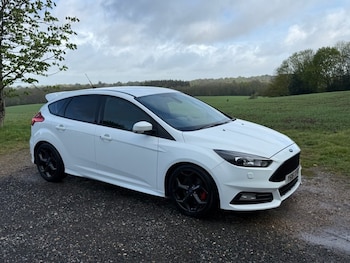 Used Ford Focus 2016 for sale - 78272120: Photo