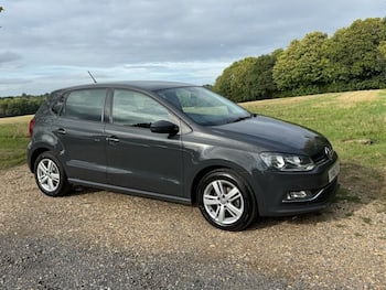 Used Volkswagen Polo 2016 for sale - 79843535: Photo