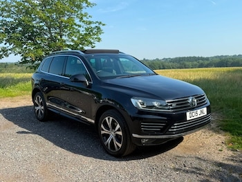 Used Volkswagen Touareg 2015 for sale - 79022873: Photo