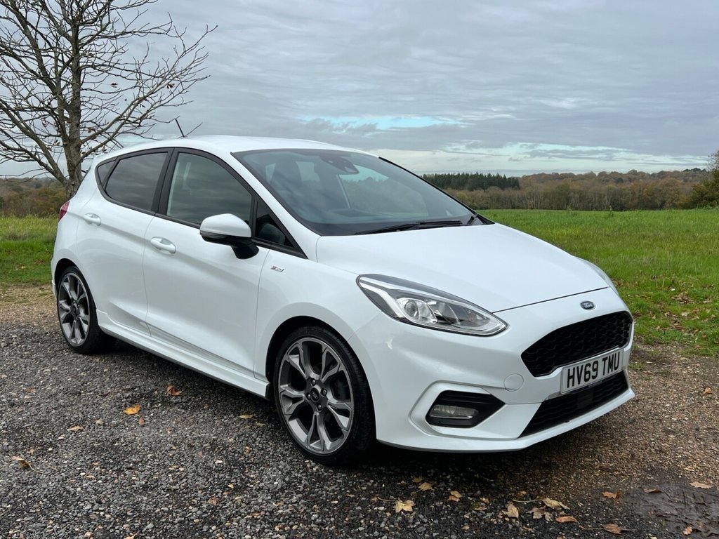 Used Ford Fiesta 2019 for sale - 76791620: Photo 2
