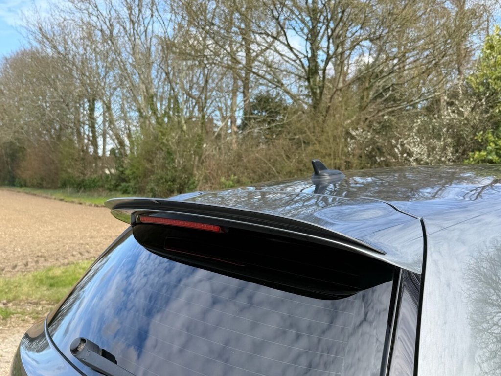 Used Volkswagen Scirocco 2017 for sale - 78030746: Photo 15