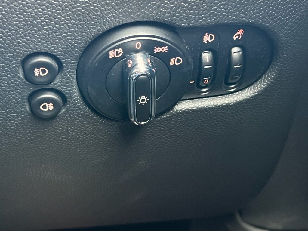 Used MINI Hatch 2019 for sale - 76791622: Photo 49