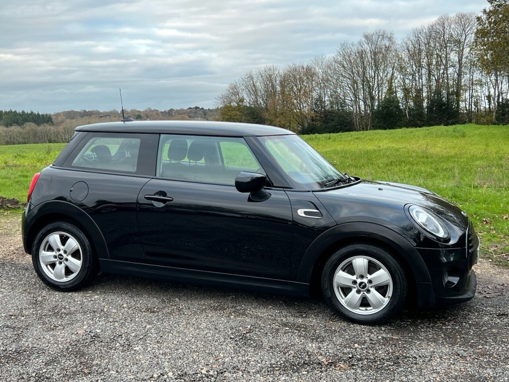 Used MINI Hatch 2019 for sale - 76791622: Photo 5