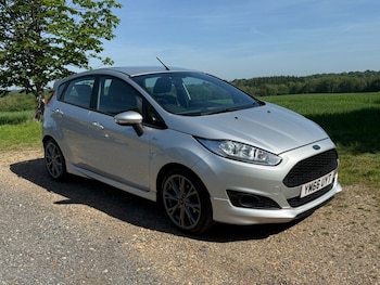Used Ford Fiesta 2017 for sale - 78672117: Photo