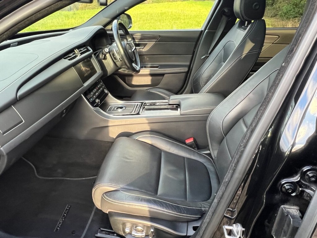 Used Jaguar XF 2017 for sale - 76791619: Photo 45
