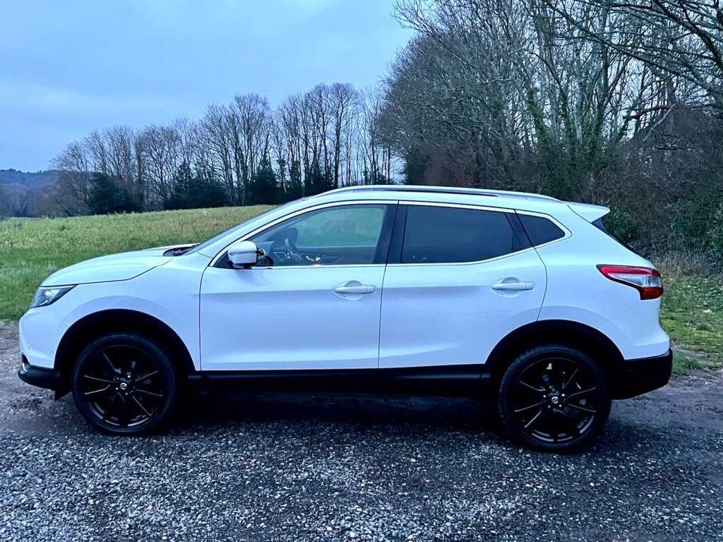 Used Nissan Qashqai 2014 for sale - 77089111: Photo 17