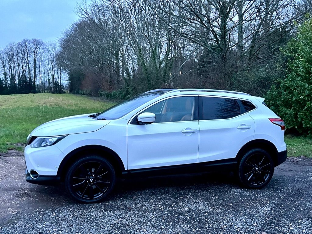 Used Nissan Qashqai 2014 for sale - 77089111: Photo 18